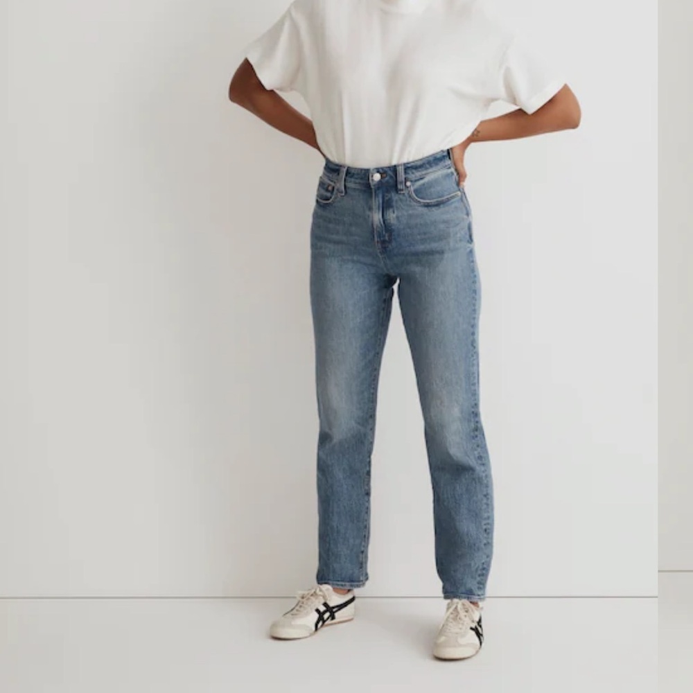 Madewell Curvy ‘90s Straight Jean